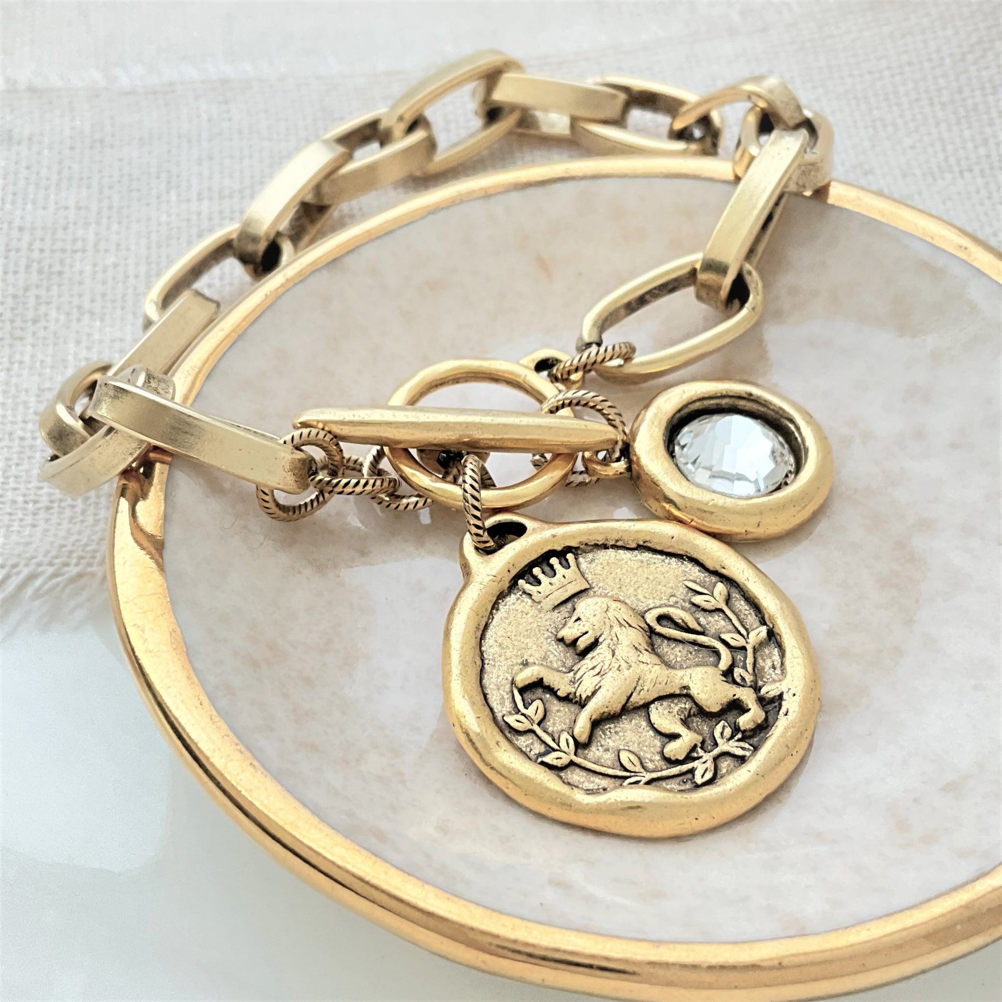 Lion of Judah Antiqued Gold Oval Link Bracelet